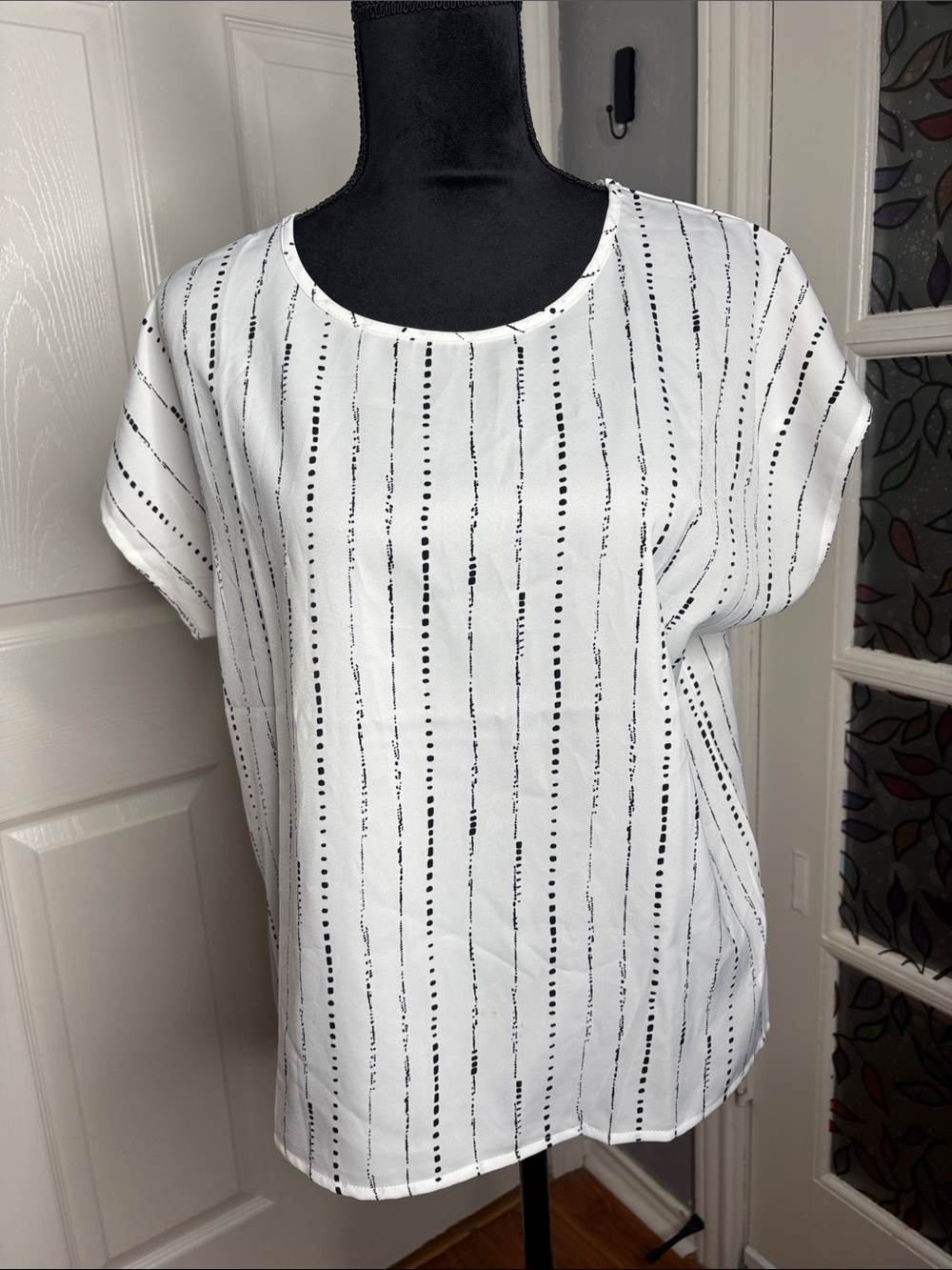SHEIN White Short-Sleeve Blouse with Black Pinstripes